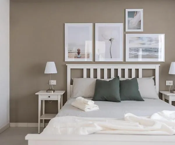 ベッド・アンド・ブレックファスト Tortora 3*